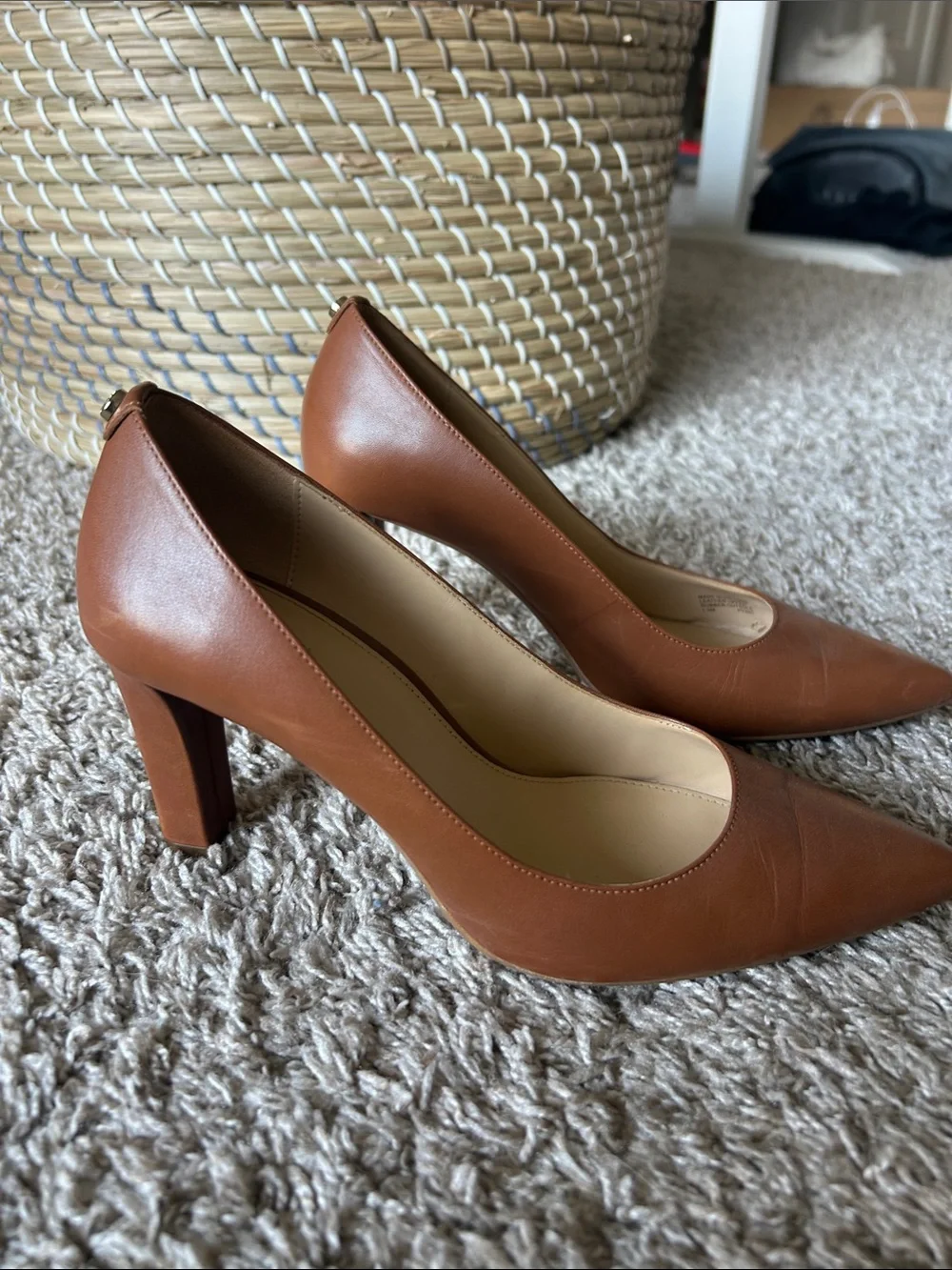 Michael Kors Pumps - Picture 3 of 7